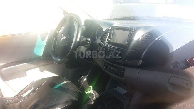 Mitsubishi L200 2008, 185,000 km - 2.5 l - Bakı