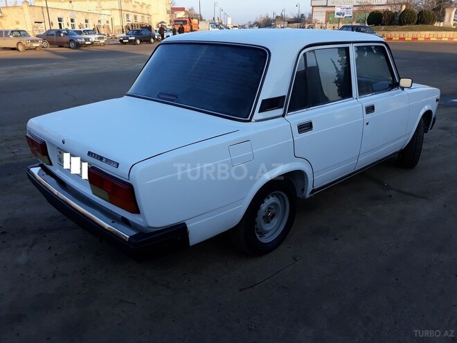 LADA (VAZ) 2107 2005, 122,034 km - 1.6 l - Salyan