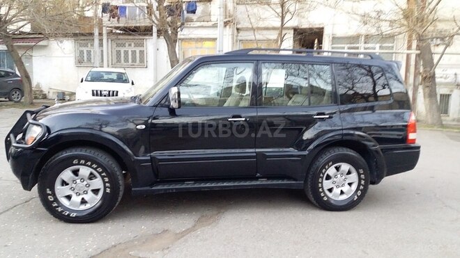 Mitsubishi Pajero 2006, 241,997 km - 3.0 l - Bakı