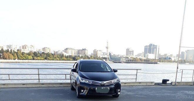 Toyota Corolla 2013, 100,000 km - 1.8 л - Bakı