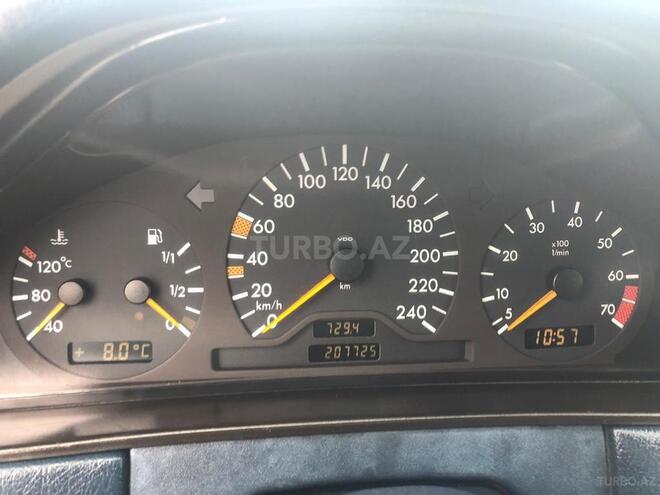Mercedes E 230 1997, 207,000 km - 2.3 l - Xudat