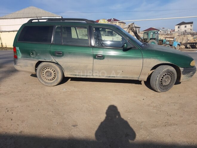 Opel Astra 1996, 250,000 km - 1.6 l - Bakı