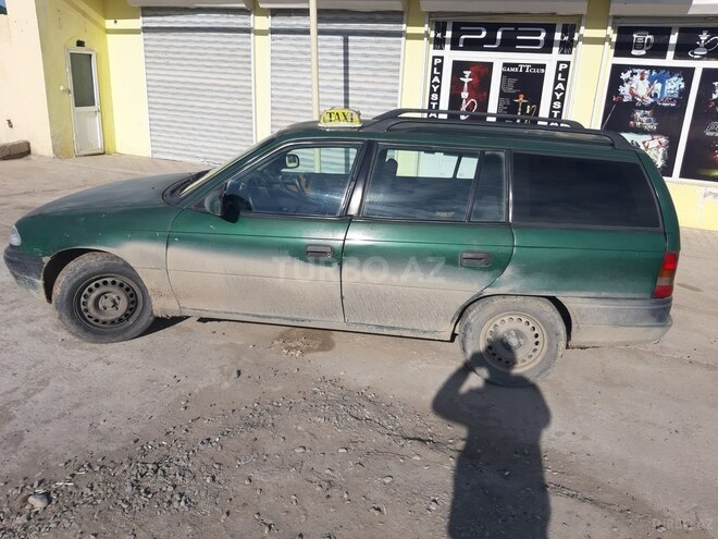 Opel Astra 1996, 250,000 km - 1.6 l - Bakı