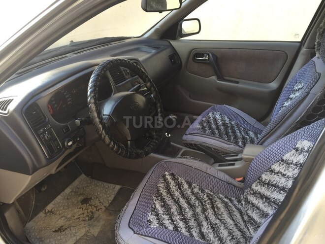 Nissan Primera 2001, 299,000 km - 2.0 л - Bakı