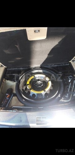 Volkswagen Touareg 2005, 271,000 km - 3.2 l - Bakı