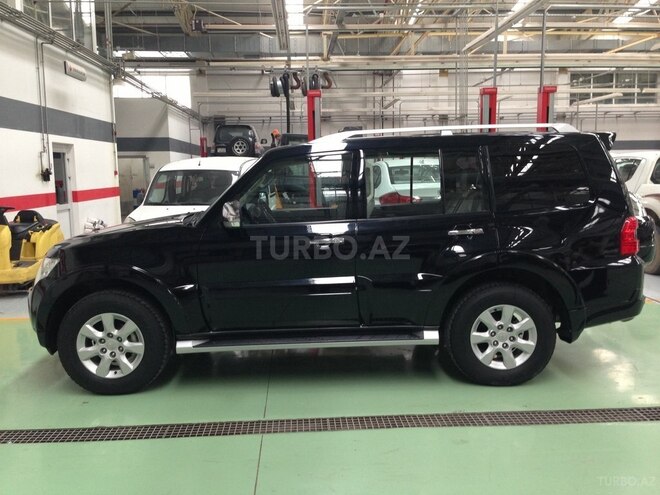Mitsubishi Pajero 2011, 104,000 km - 3.5 l - Bakı