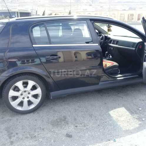 Opel Signum 2005, 141,000 km - 1.9 l - Quba