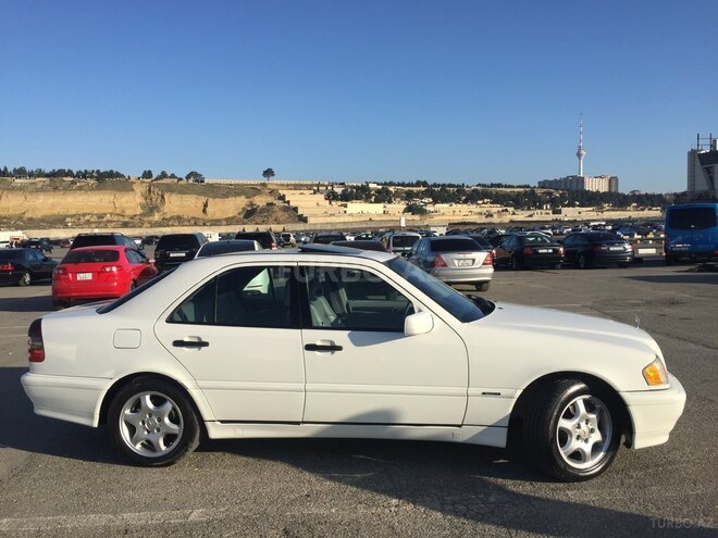 Mercedes C 230 1999, 224,000 km - 2.3 л - Bakı