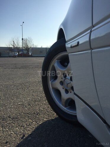 Mercedes C 230 1999, 224,000 km - 2.3 л - Bakı