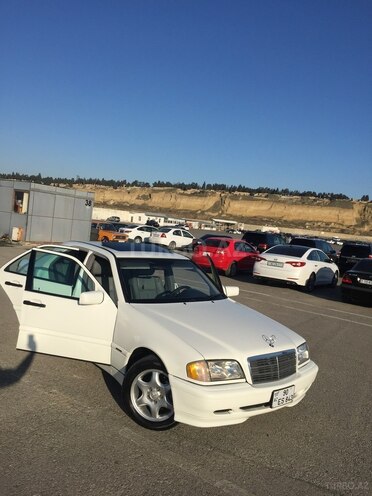 Mercedes C 230 1999, 224,000 km - 2.3 л - Bakı