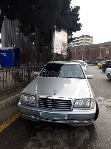 Mercedes C 280 1999, 220,000 km - 2.8 l - Bakı