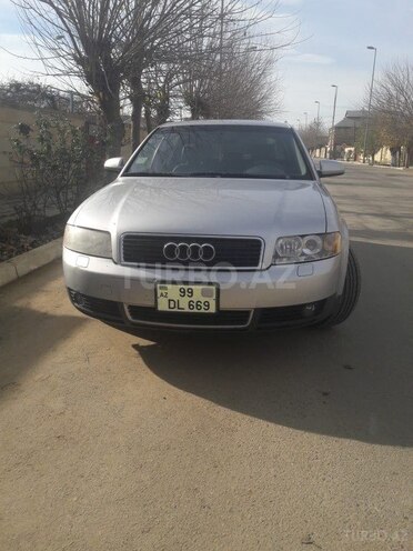 Audi A4 2002, 210,000 km - 1.8 л - Bakı