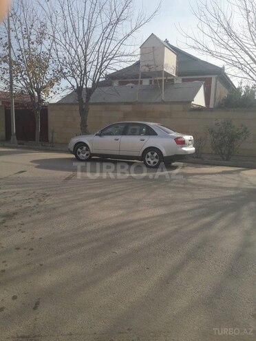 Audi A4 2002, 210,000 km - 1.8 л - Bakı