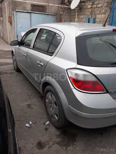 Opel Astra 2005, 218,000 km - 1.4 l - Bakı