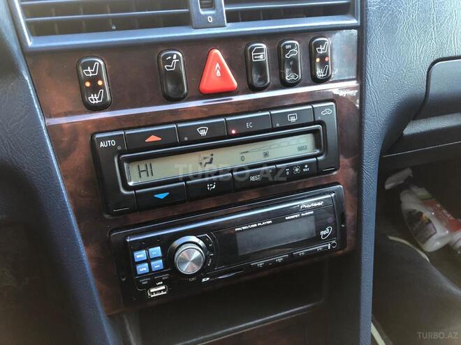 Mercedes C 180 1998, 227,000 km - 1.8 l - Sumqayıt