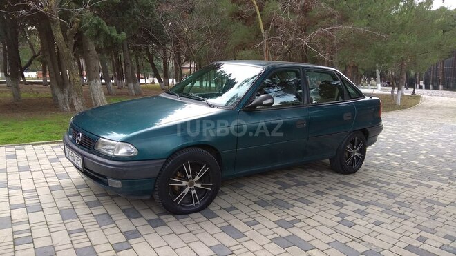 Opel Astra 1997, 245,000 km - 1.7 l - Sumqayıt