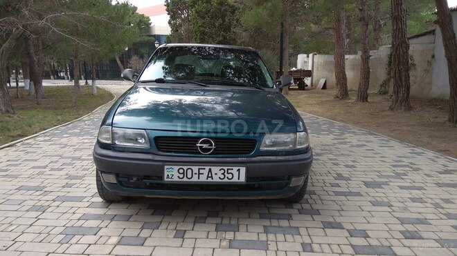 Opel Astra 1997, 245,000 km - 1.7 l - Sumqayıt