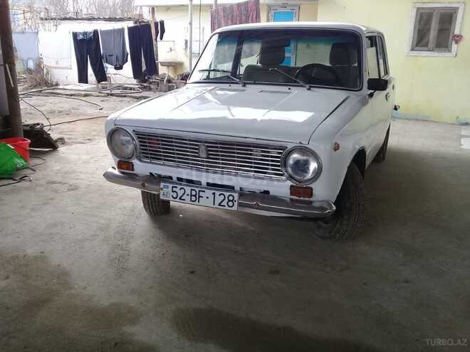 LADA (VAZ) 21011 1977, 285,300 km - 1.3 l - Salyan