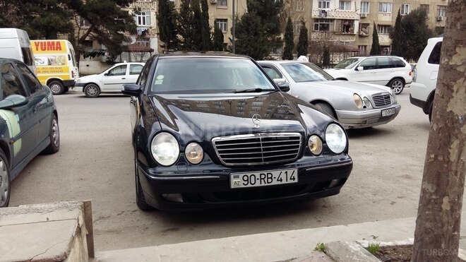 Mercedes E 240 2001, 217,400 km - 2.6 l - Bakı