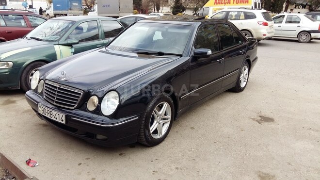 Mercedes E 240 2001, 217,400 km - 2.6 l - Bakı