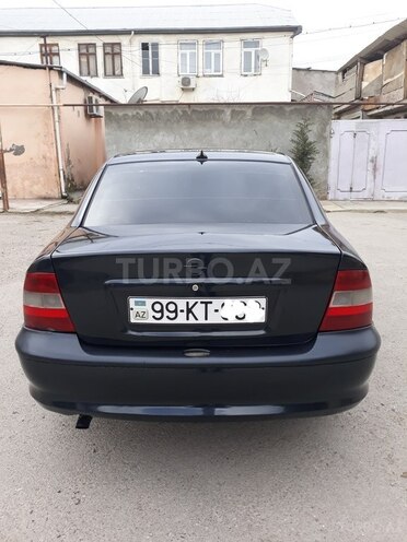 Opel Vectra 1996, 270,000 km - 1.6 l - Bakı