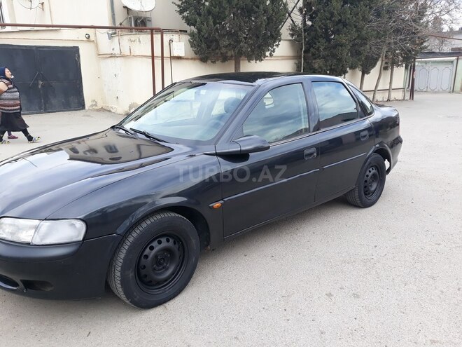 Opel Vectra 1996, 270,000 km - 1.6 l - Bakı