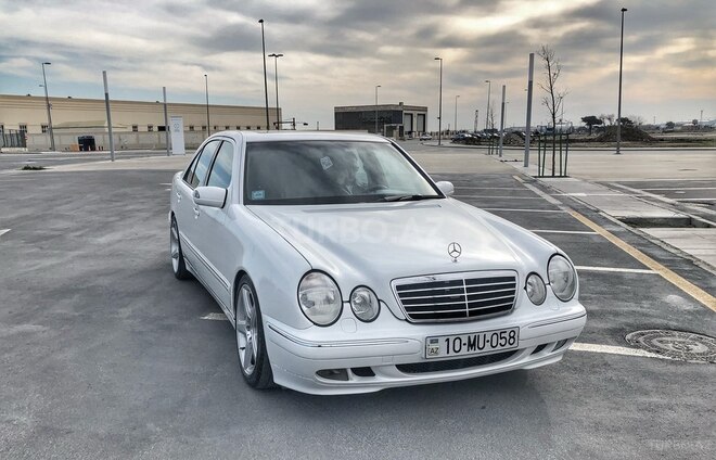 Mercedes E 320 2000, 159,000 km - 3.2 л - Bakı