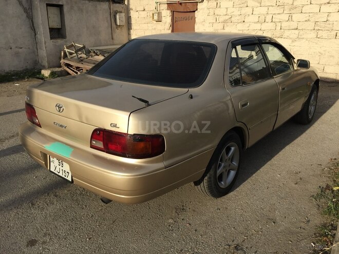 Toyota Camry 1995, 320,000 km - 2.2 l - Bakı
