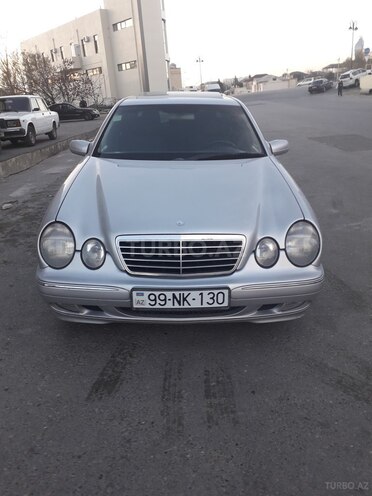 Mercedes E 240 1999, 332,500 km - 2.4 l - Bakı