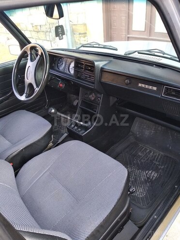 LADA (VAZ) 2107 2010, 49,929 km - 1.6 л - Yevlax