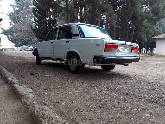 LADA (VAZ) 2107 2005, 150,000 km - 1.6 l - Samux
