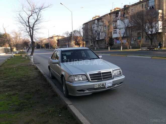 Mercedes C 220 1996, 100,000 km - 2.2 л - Sumqayıt