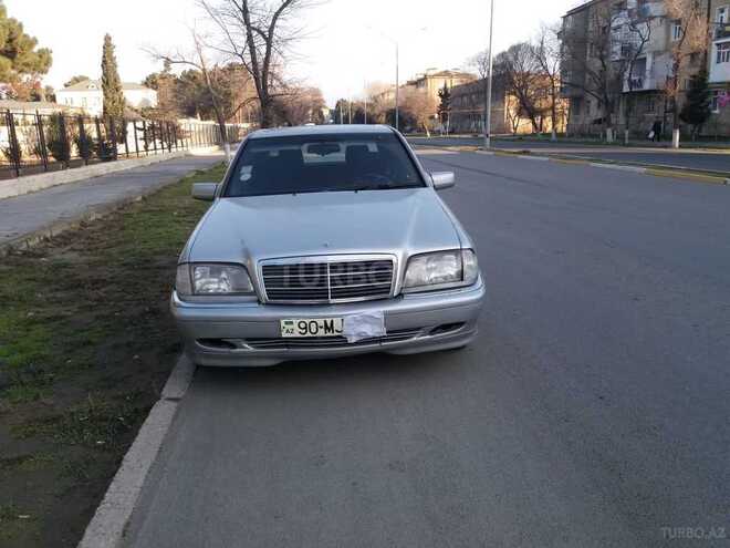 Mercedes C 220 1996, 100,000 km - 2.2 л - Sumqayıt