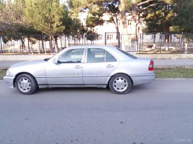 Mercedes C 220 1996, 100,000 km - 2.2 л - Sumqayıt