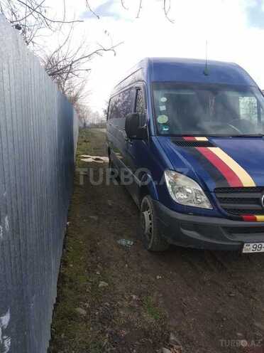 Mercedes Sprinter 516 2009, 299,000 km - 2.5 l - Bakı