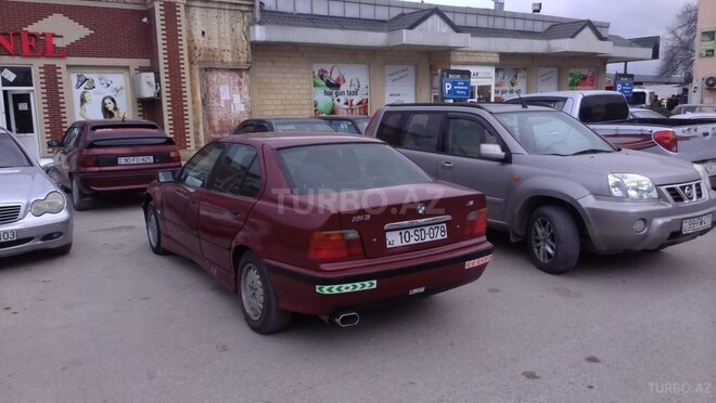 BMW 320 1991, 230,000 km - 2.0 л - Bakı