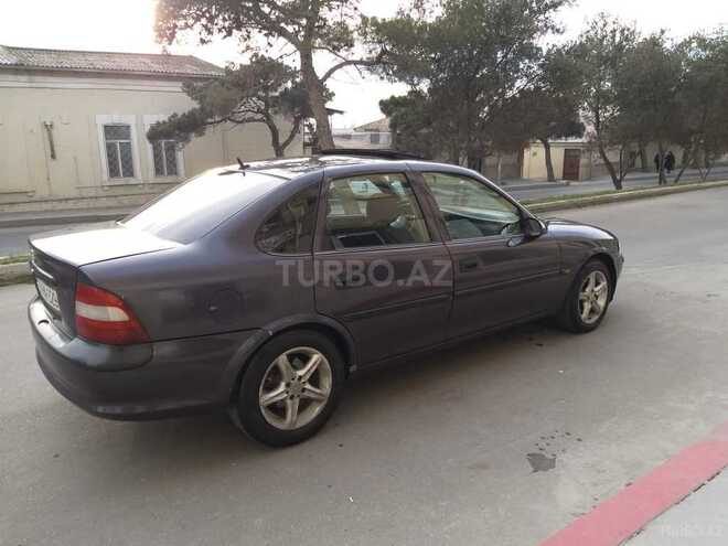 Opel Vectra 1996, 258,000 km - 1.6 l - Bakı