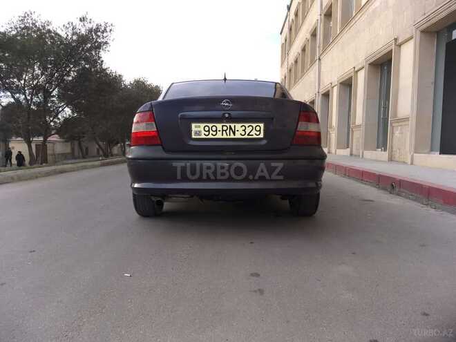 Opel Vectra 1996, 258,000 km - 1.6 l - Bakı