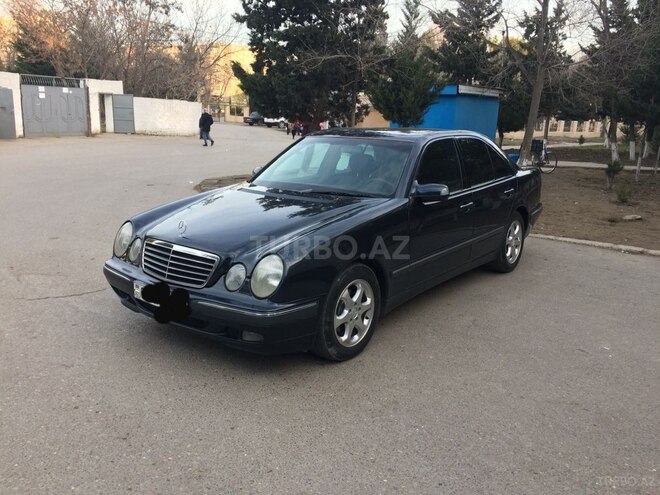Mercedes E 240 2000, 274,000 km - 2.6 л - Sumqayıt