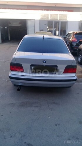 BMW 320 1991, 456,000 km - 2.0 l - Bakı