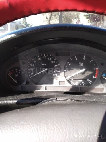 BMW 318 1992, 216,454 km - 1.8 l - Bakı