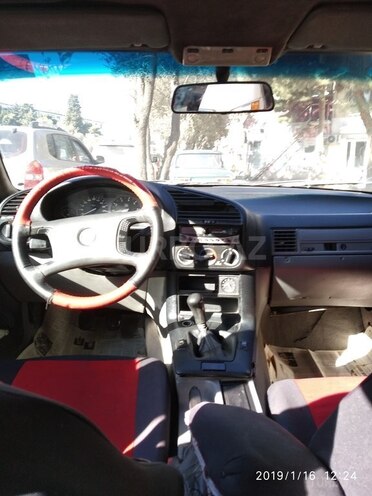 BMW 318 1992, 216,454 km - 1.8 l - Bakı