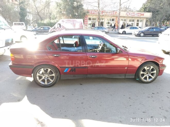 BMW 318 1992, 216,454 km - 1.8 l - Bakı