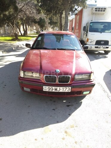 BMW 318 1992, 216,454 km - 1.8 l - Bakı