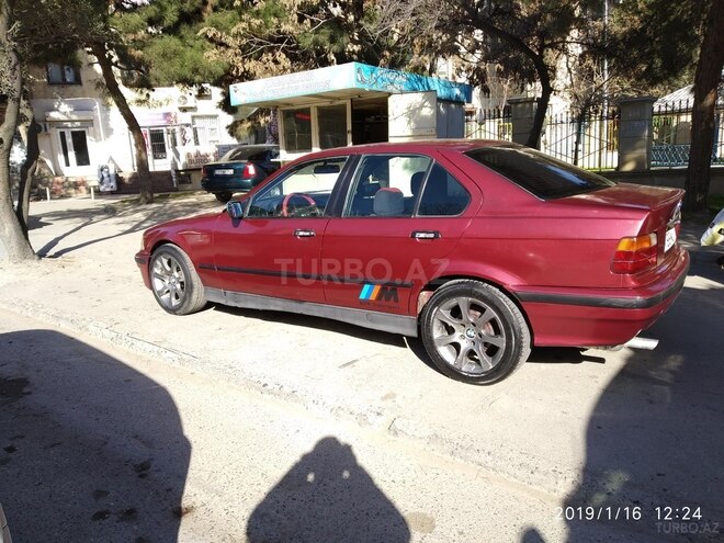 BMW 318 1992, 216,454 km - 1.8 l - Bakı