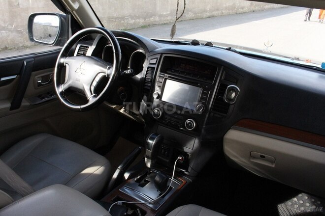 Mitsubishi Pajero 2008, 150,000 km - 3.0 l - Bakı