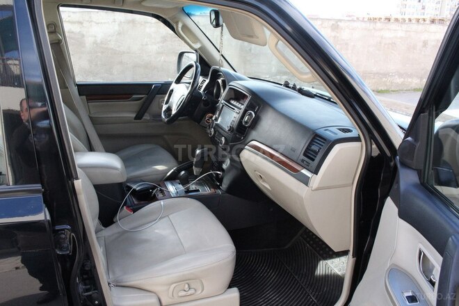 Mitsubishi Pajero 2008, 150,000 km - 3.0 l - Bakı