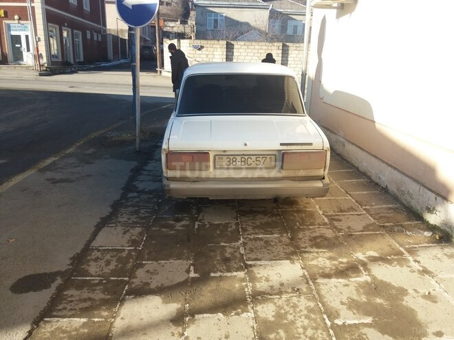 LADA (VAZ) 2107 2006, 185,963 km - 1.6 l - Qusar