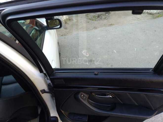 BMW 530 2001, 270,000 km - 3.0 l - Sumqayıt
