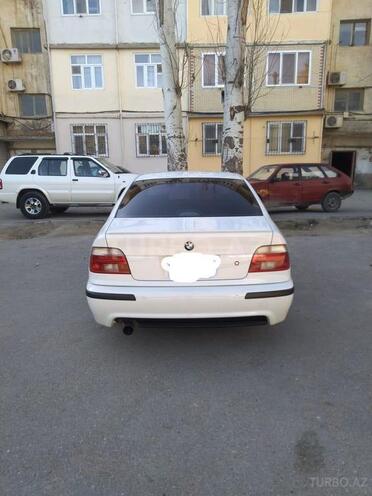 BMW 530 2001, 270,000 km - 3.0 l - Sumqayıt